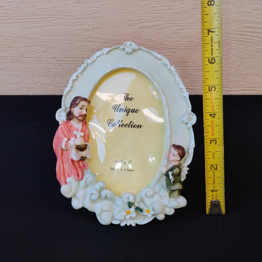 The unique collection frame